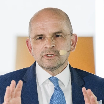 Alexander Anton picture
